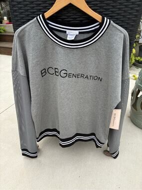 Women’s BCBGeneration Grey Crewneck Sweatshirt with Mesh Sleeves-Size L
